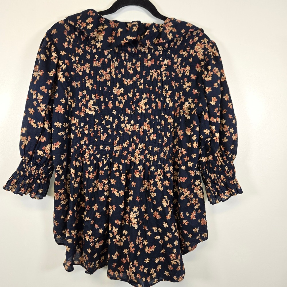 Lauren Ralph Lauren Floral Ruffle V-Neck Smocked Blouse Navy Blue Large L/G - Picture 2 of 4